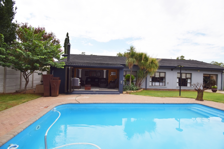 4 Bedroom Property for Sale in Jan Cillierspark Free State